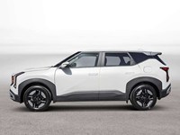 2027 Kia Seltos LX FWD
