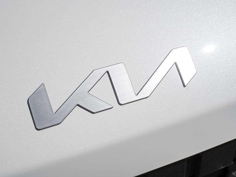 2027 Kia Seltos LX FWD
