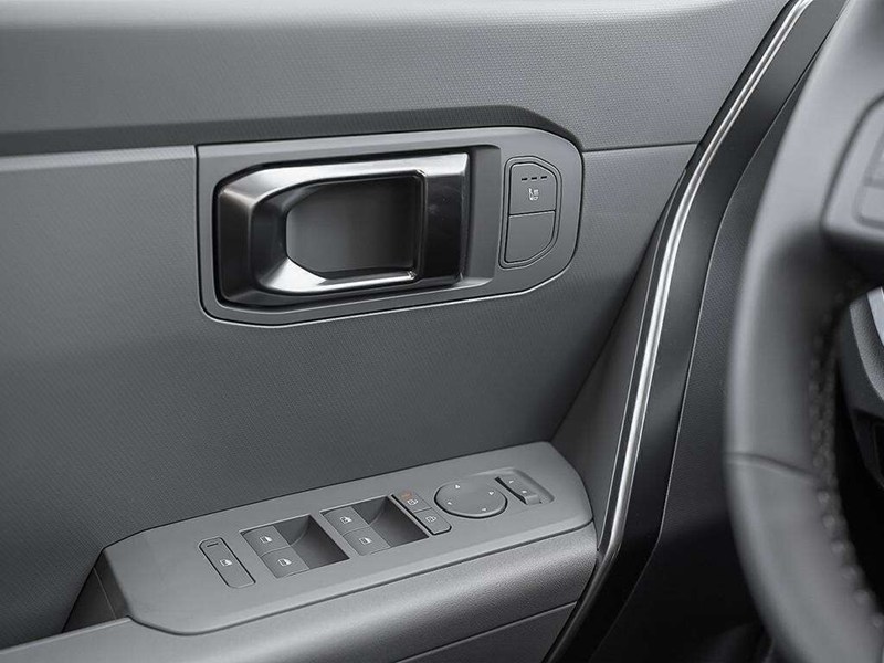 2027 Kia Seltos LX FWD