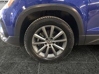 2023 Volkswagen Taos Highline 4MOTION