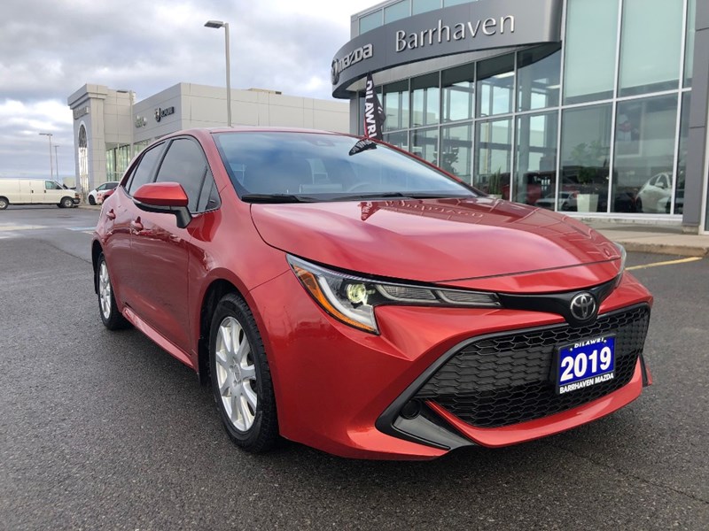 2019 Toyota Corolla Hatchback SE | 2 Sets of Wheels Included & Remote Starter