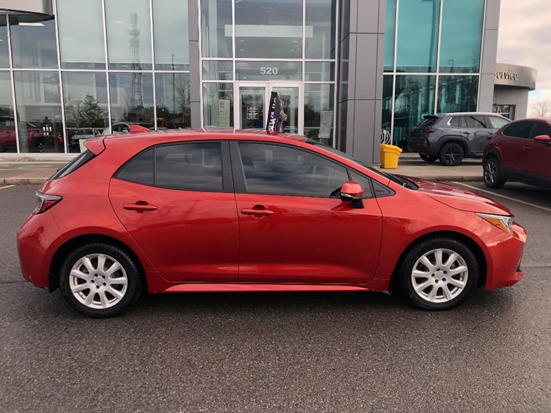 2019 Toyota Corolla Hatchback SE | 2 Sets of Wheels Included & Remote Starter