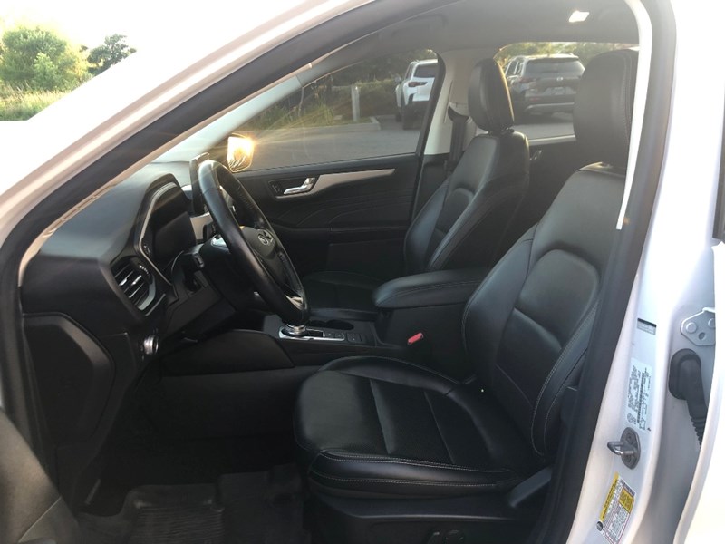 2021 Ford Escape SEL Hybrid AWD | 2 Sets of Wheels Included!