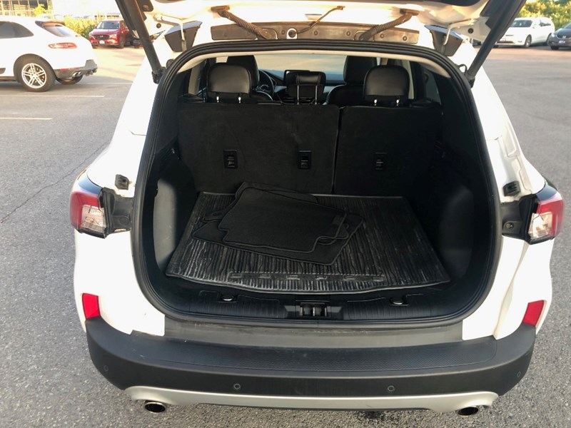 2021 Ford Escape SEL Hybrid AWD | 2 Sets of Wheels Included!