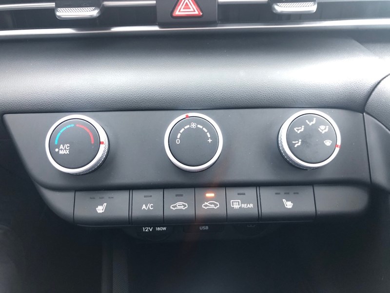 2024 Hyundai Elantra Essential IVT | 2 Sets of Wheels Included!
