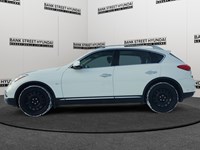 2016 INFINITI QX50 AWD 4dr