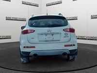 2016 INFINITI QX50 AWD 4dr