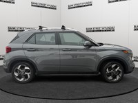 2022 Hyundai Venue Trend IVT