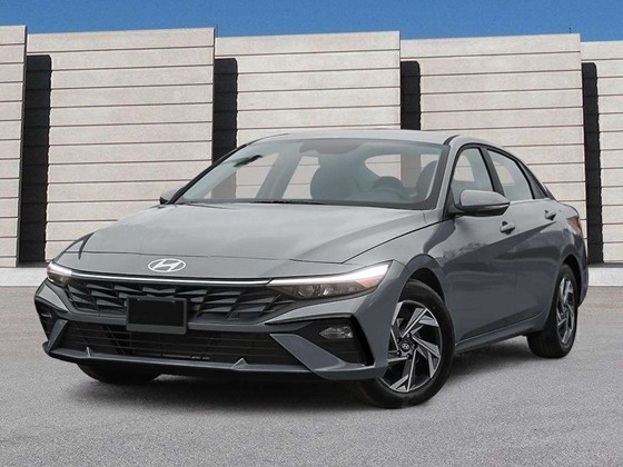 2026 Hyundai Elantra Luxury w/Two-Tone Interior