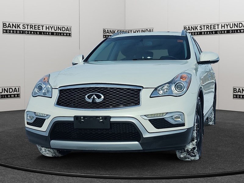 2016 INFINITI QX50 AWD 4dr