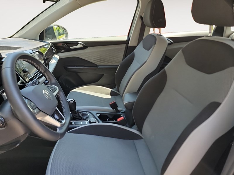 2024 Volkswagen Taos Trendline 4MOTION