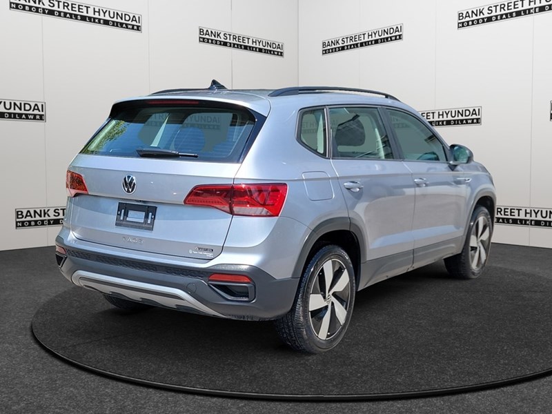 2024 Volkswagen Taos Trendline 4MOTION