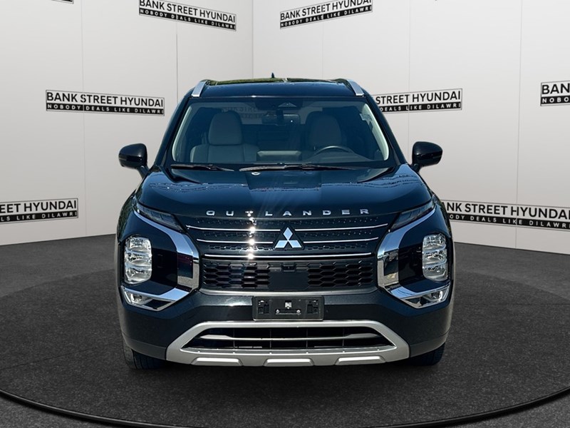 2023 Mitsubishi Outlander Plug-In Hybrid LE S-AWC