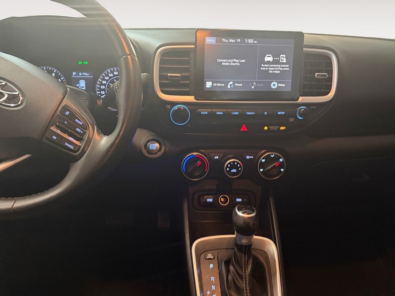 2022 Hyundai Venue Trend IVT