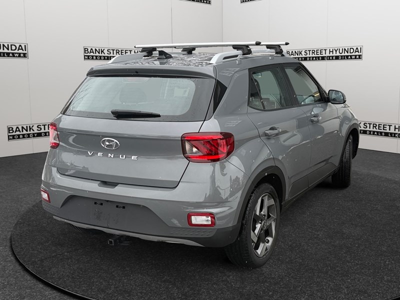 2022 Hyundai Venue Trend IVT