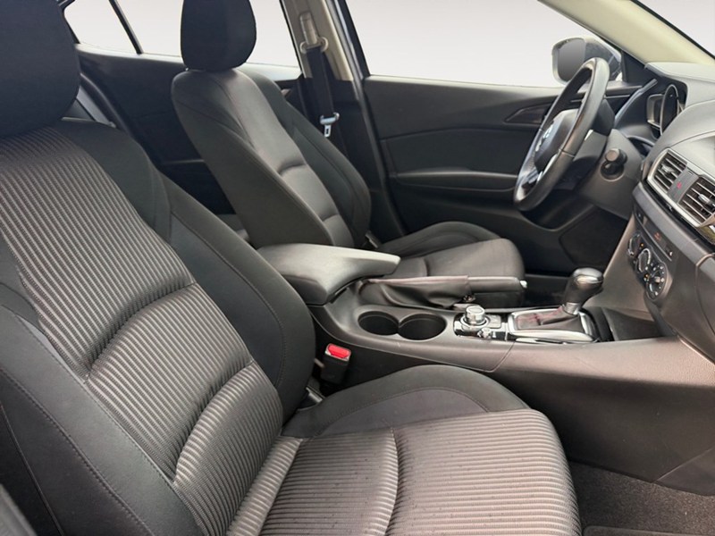 2014 Mazda Mazda3 Sport 4dr HB Sport Auto GS-SKY
