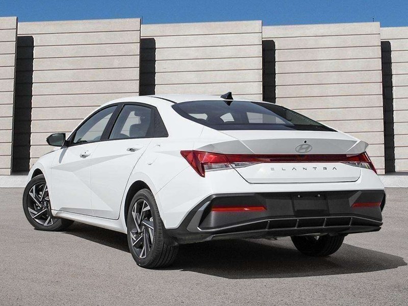 2026 Hyundai Elantra Preferred IVT w/Tech Pkg