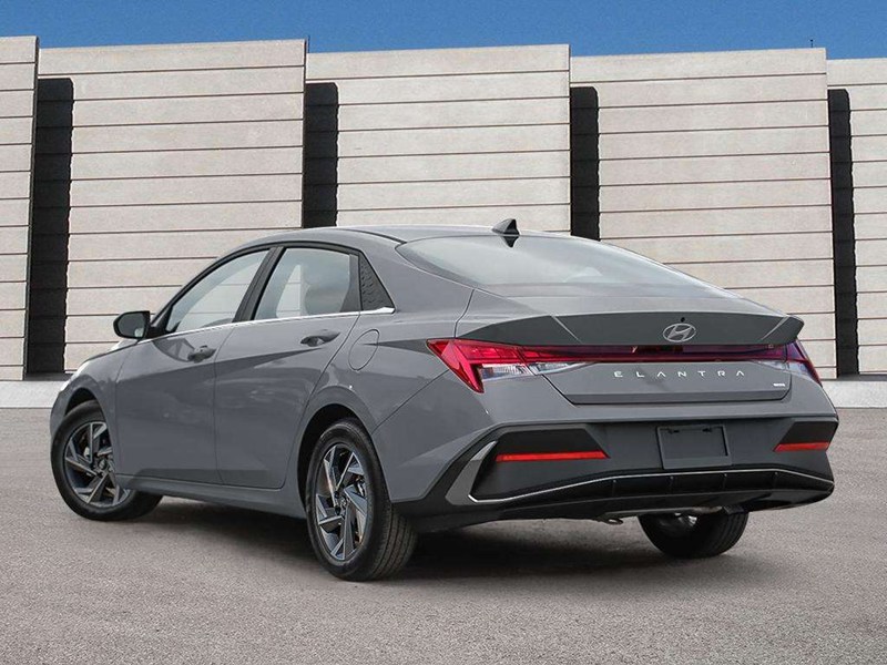 2026 Hyundai Elantra HEV Luxury Sedan w/Two-Tone Interior