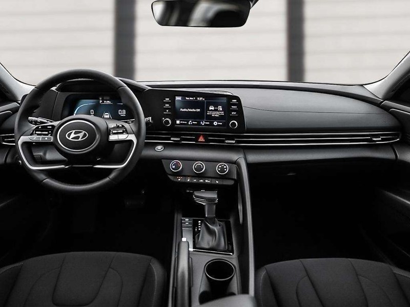 2026 Hyundai Elantra Preferred IVT