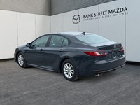 2025 Toyota Camry SE Hybrid - One Owner - Clean CarFax