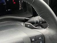 2025 Toyota Camry SE Hybrid - One Owner - Clean CarFax
