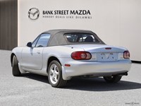 2002 Mazda MX-5 Miata Auto - Inc. 2 Year / 40,000 KM Powertrain Warranty