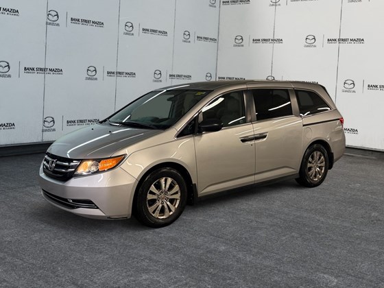 2015 Honda Odyssey SE (A6)