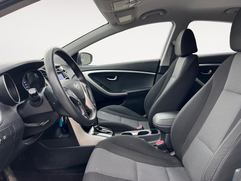 2016 Hyundai Elantra GT 5dr HB Auto GL