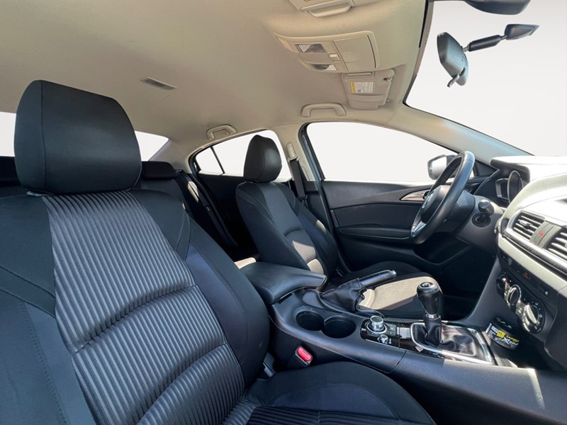 2014 Mazda Mazda3 4dr Sdn Man GS-SKY