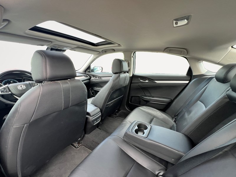 2018 Honda Civic Touring CVT