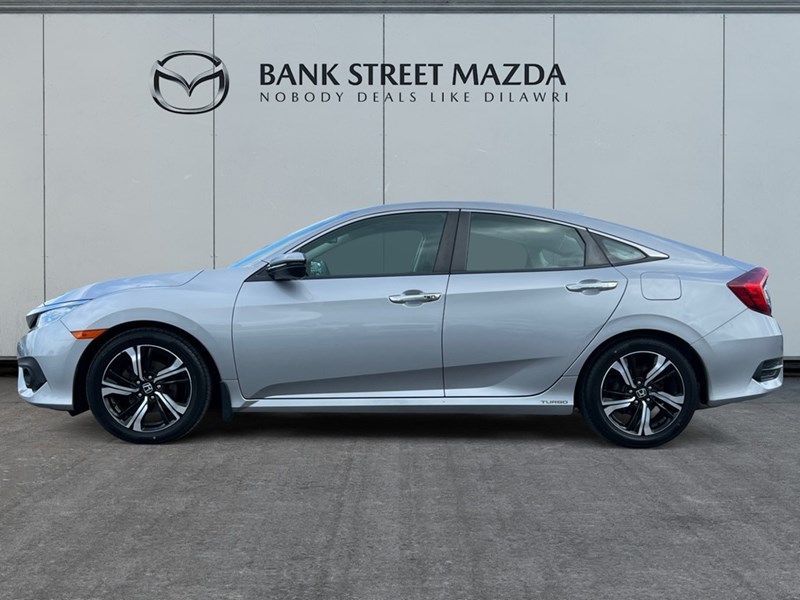 2018 Honda Civic Touring CVT