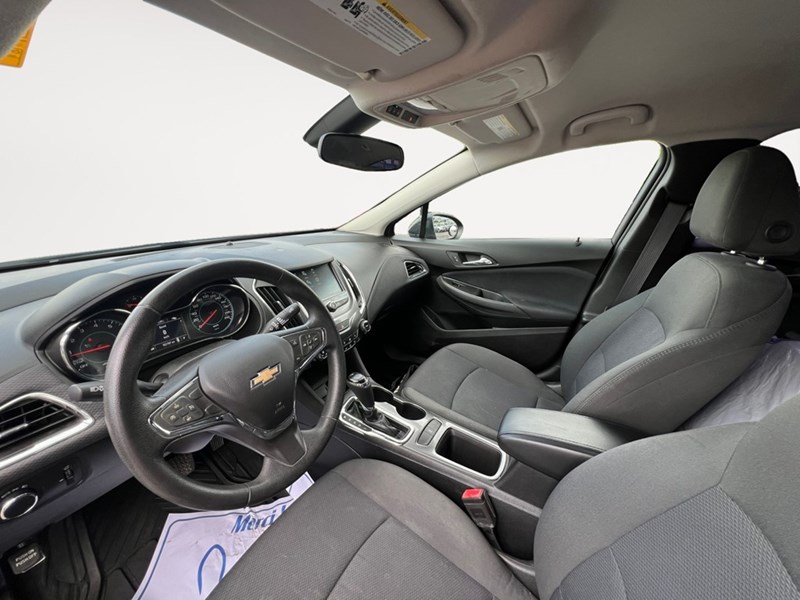 2017 Chevrolet Cruze 4dr Sdn 1.4L LT w/1SD