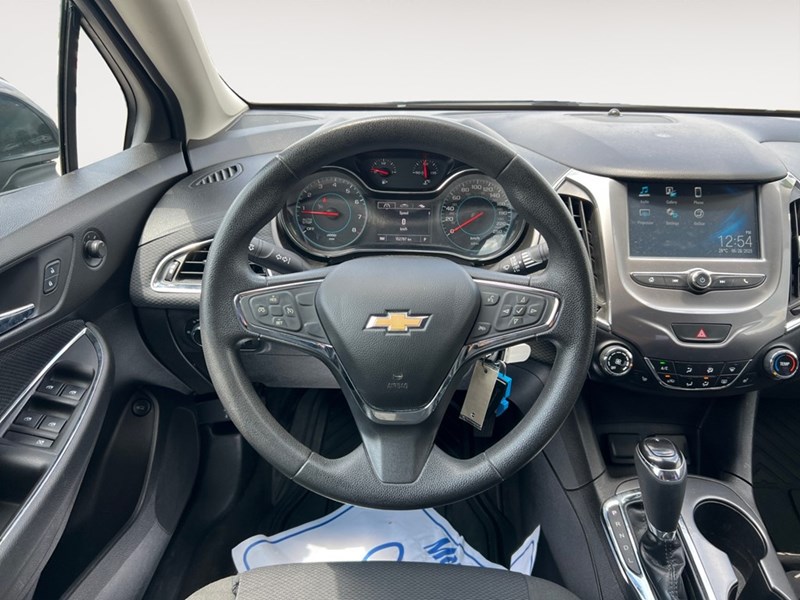 2017 Chevrolet Cruze 4dr Sdn 1.4L LT w/1SD