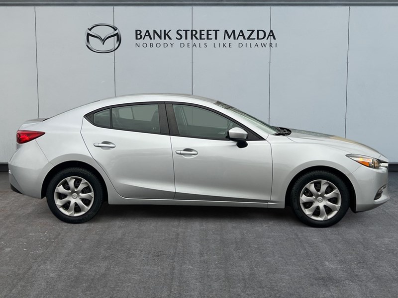 2017 Mazda Mazda3 4dr Sdn Auto GX