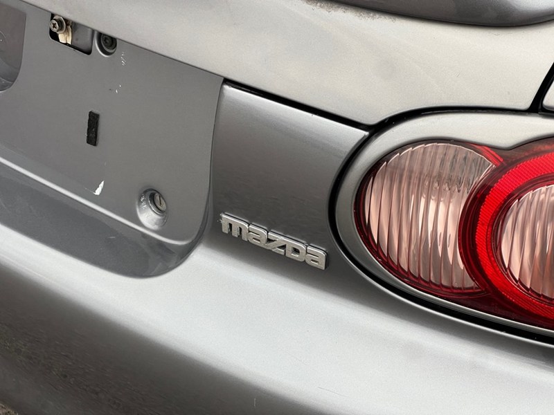 2003 Mazda MX-5 Miata Shinsen Edition - Inc. 2 Year / 40,000 KM Powertrain Warranty