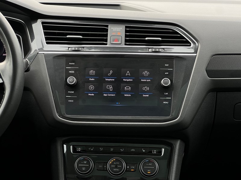 2021 Volkswagen Tiguan Highline 4MOTION - Low Mileage - Clean CarFax - Dealer Serviced
