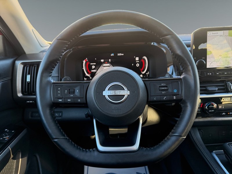 2023 Nissan Pathfinder Platinum 4WD