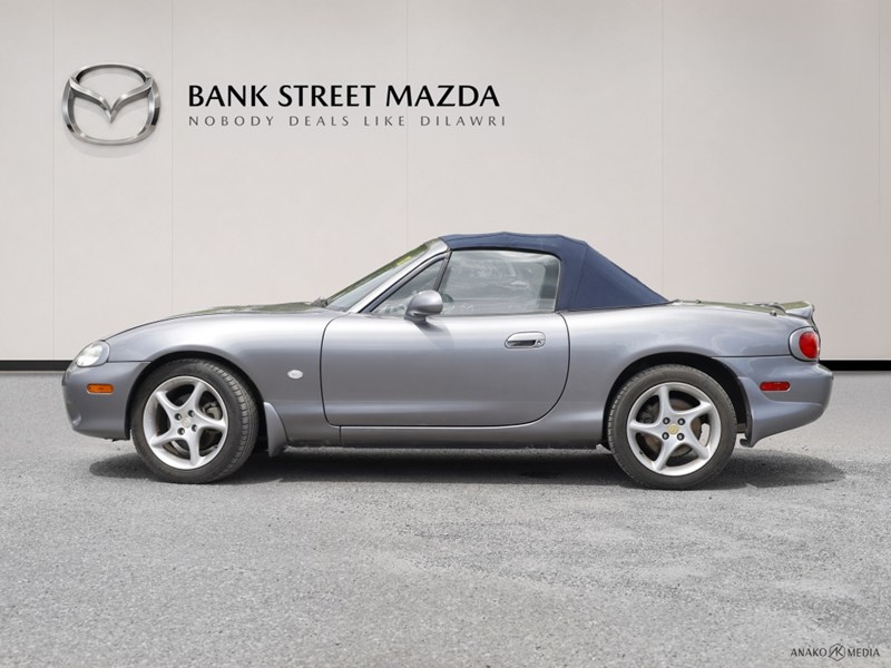 2003 Mazda MX-5 Miata Shinsen Edition - Inc. 2 Year / 40,000 KM Powertrain Warranty