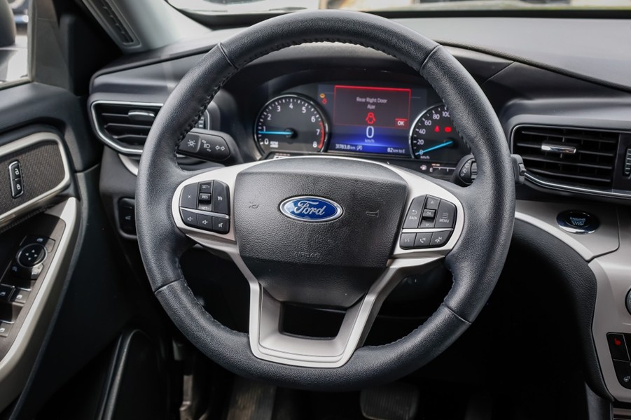 2023 Ford Explorer XLT 4WD