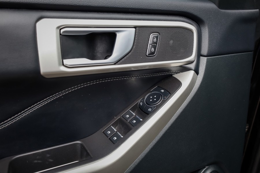 2023 Ford Explorer XLT 4WD