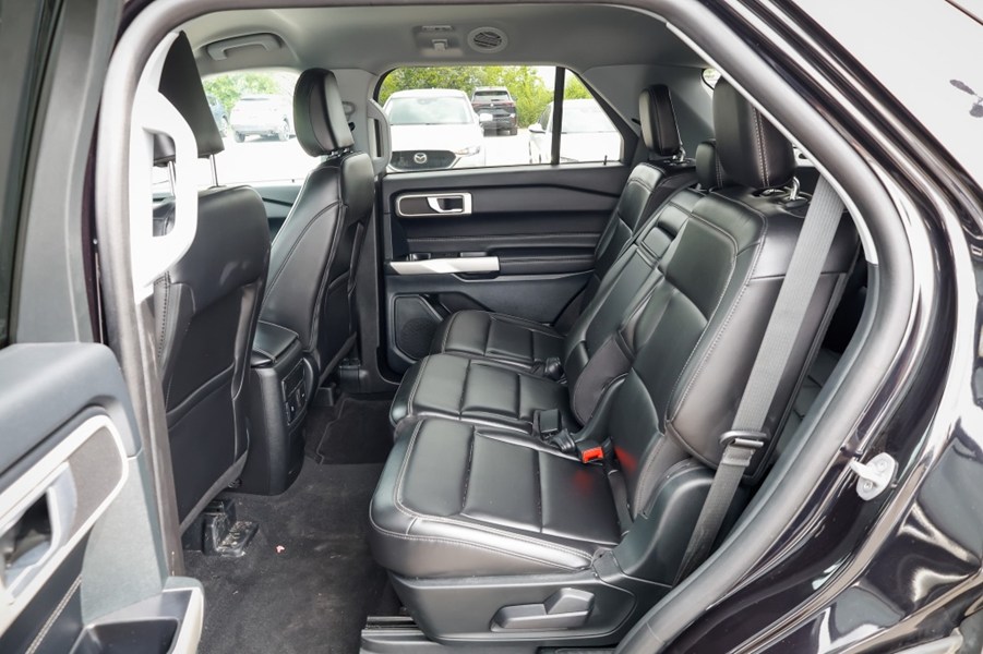2023 Ford Explorer XLT 4WD