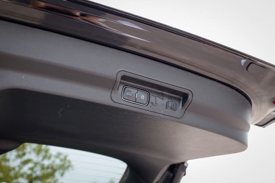 2023 Ford Explorer XLT 4WD
