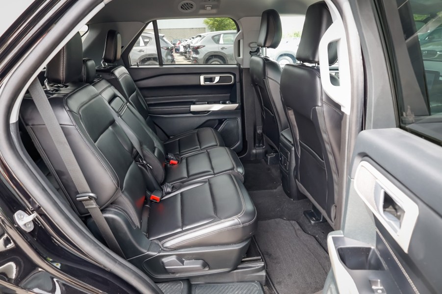 2023 Ford Explorer XLT 4WD