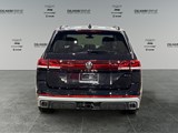2024 Volkswagen Atlas 2.0 TSI Peak Edition image 4