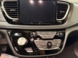 2026 Chrysler Pacifica Select image 5