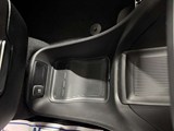 2027 Chrysler Pacifica Select image 3