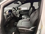 2027 Chrysler Grand Caravan SXT image 4