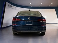 2021 Volkswagen Passat Highline Auto