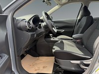 2021 Nissan Kicks SV FWD