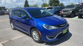 2019 Chrysler Pacifica Touring-L 2WD